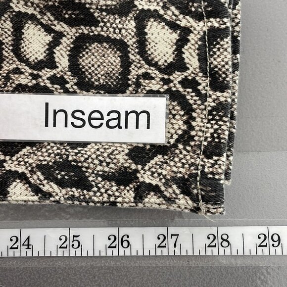 Good American Good Legs Jeans NWT Skinny Snake Skin Gray Size 2 / 26 - Picture 13 of 13